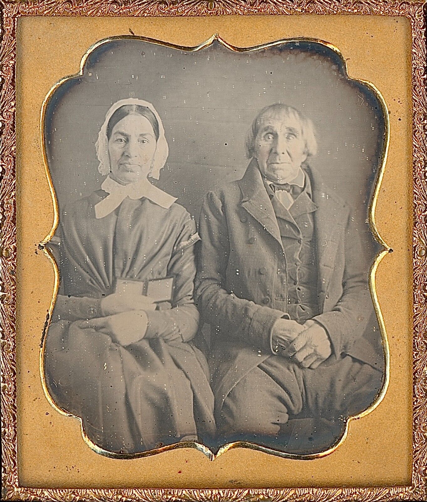 Elderly Couple Holding Open Image In Case PiP 1/6 Plate Daguerreotype T273
