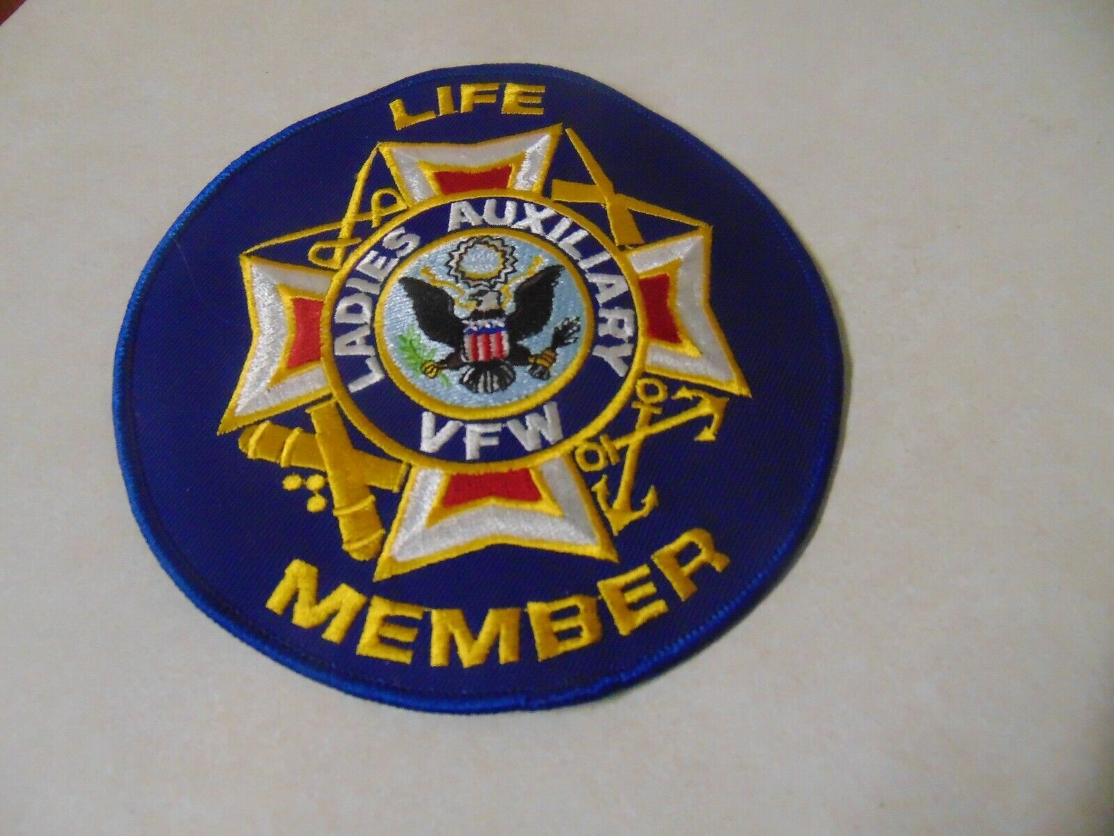 PATCH SEW ON OLDER LARGE 6 INCHES ROUND LIFE MEMBER LADIES AUXILIARY VFW 