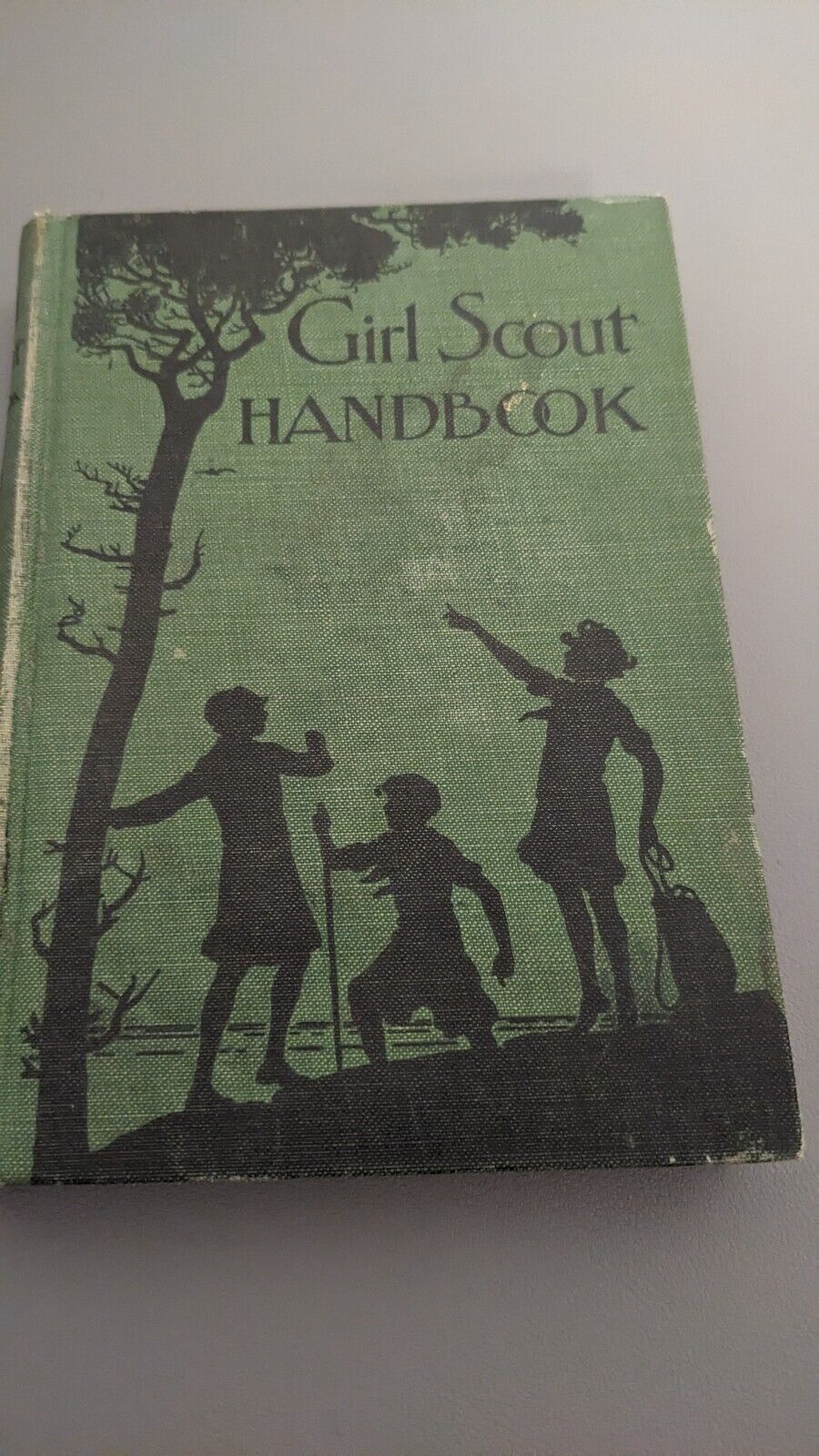 GIRL SCOUT HANDBOOK - REVISED EDITION 1930