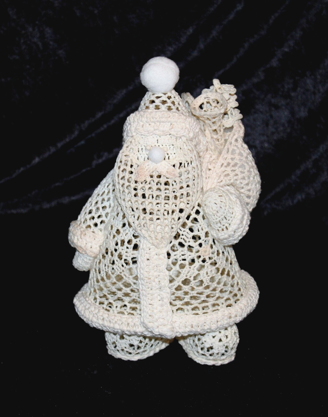 VTG Lace Doily Santa Crocheted Christmas Figure Tabletop Decoration 10.5\