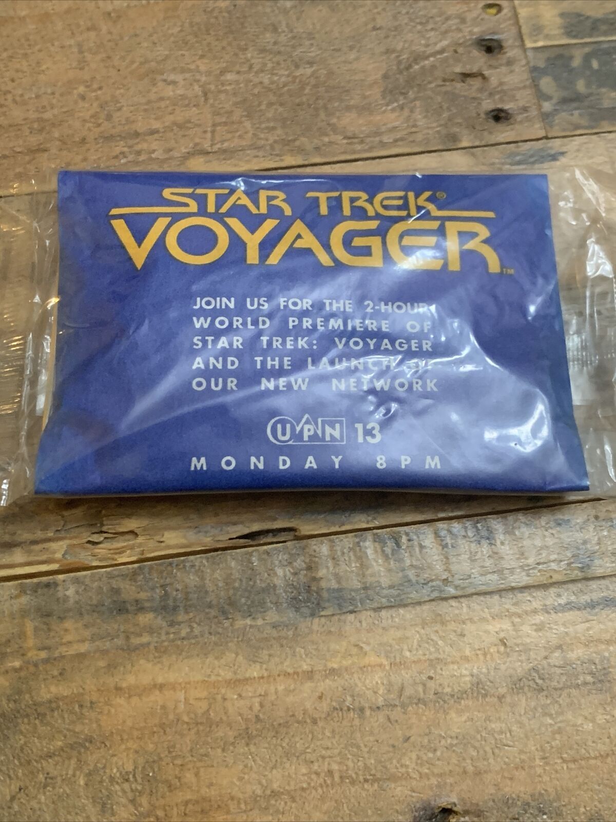 Vintage New Sealed Popcorn Star Trek Voyager TV Show UPN