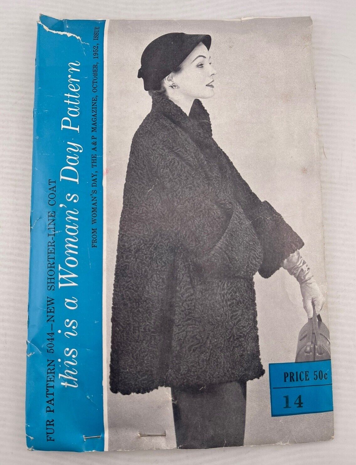 Vintage October 1952 Woman\'s Day A&P Magazine FUR COAT PATTERN 5044 Size 14