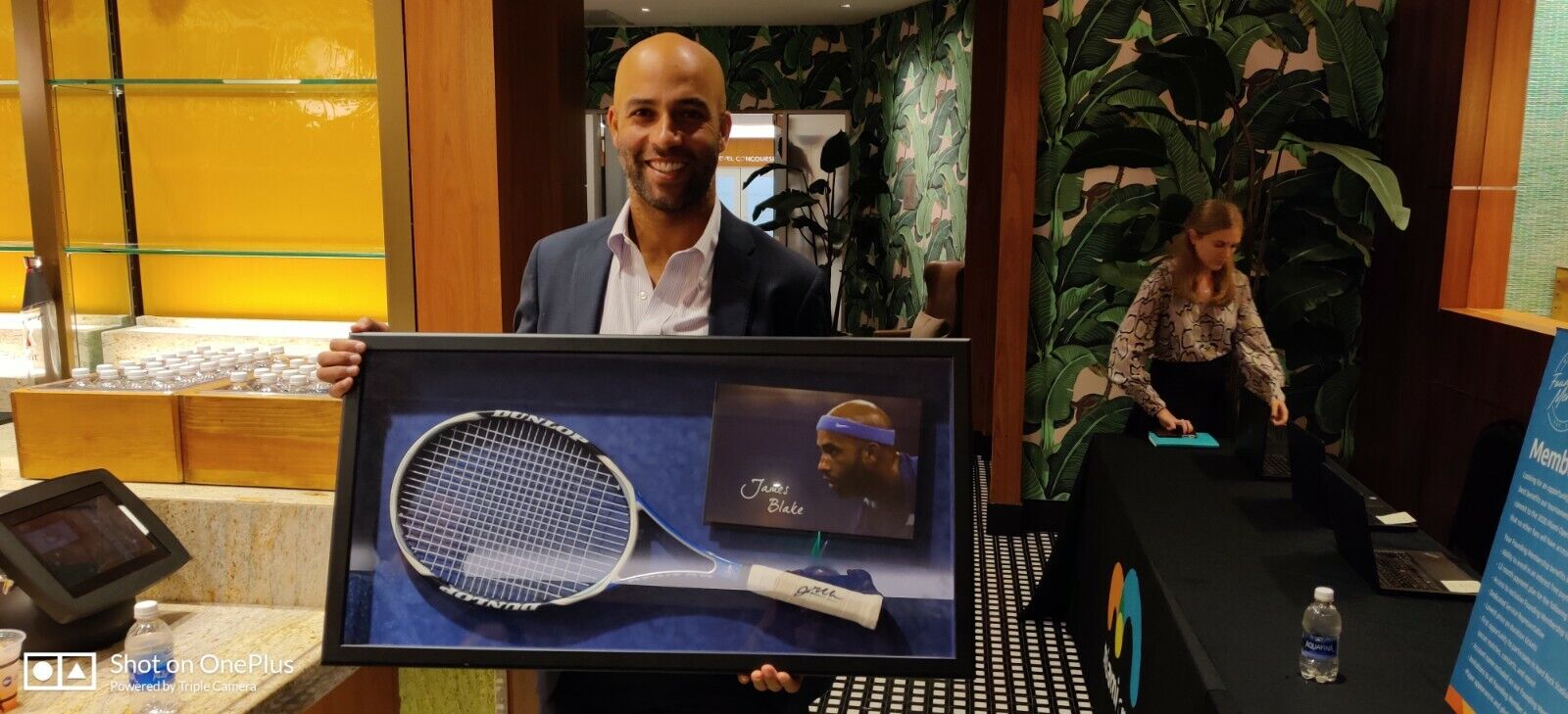 James Blake Sports Memorabilia with Signature Dunlop Aerogel 200 Tennis Racket