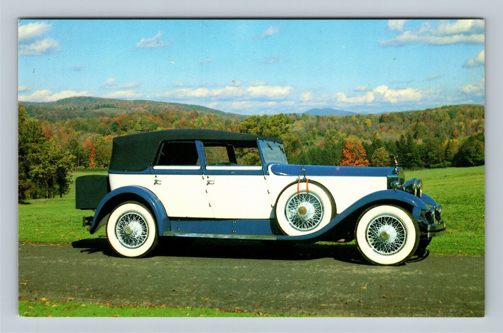 Automobile -1929 Rolls-Royce Phantom Convertible Sedan Vintage Souvenir Postcard