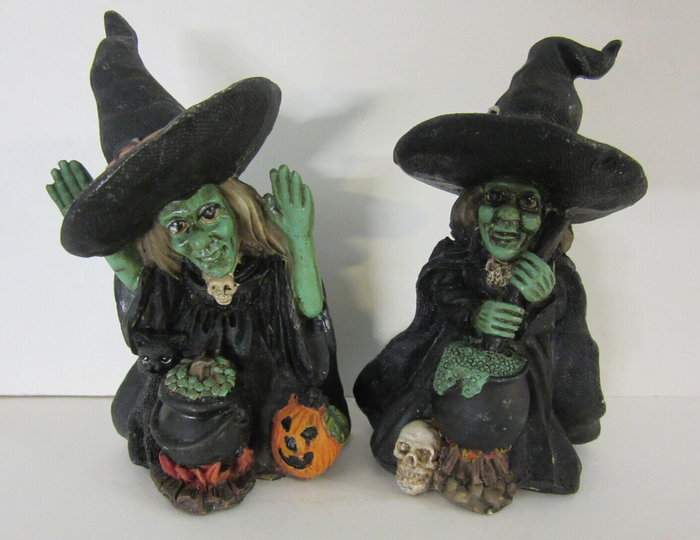 2 K\'s Collection Halloween Witches Figurines 5\