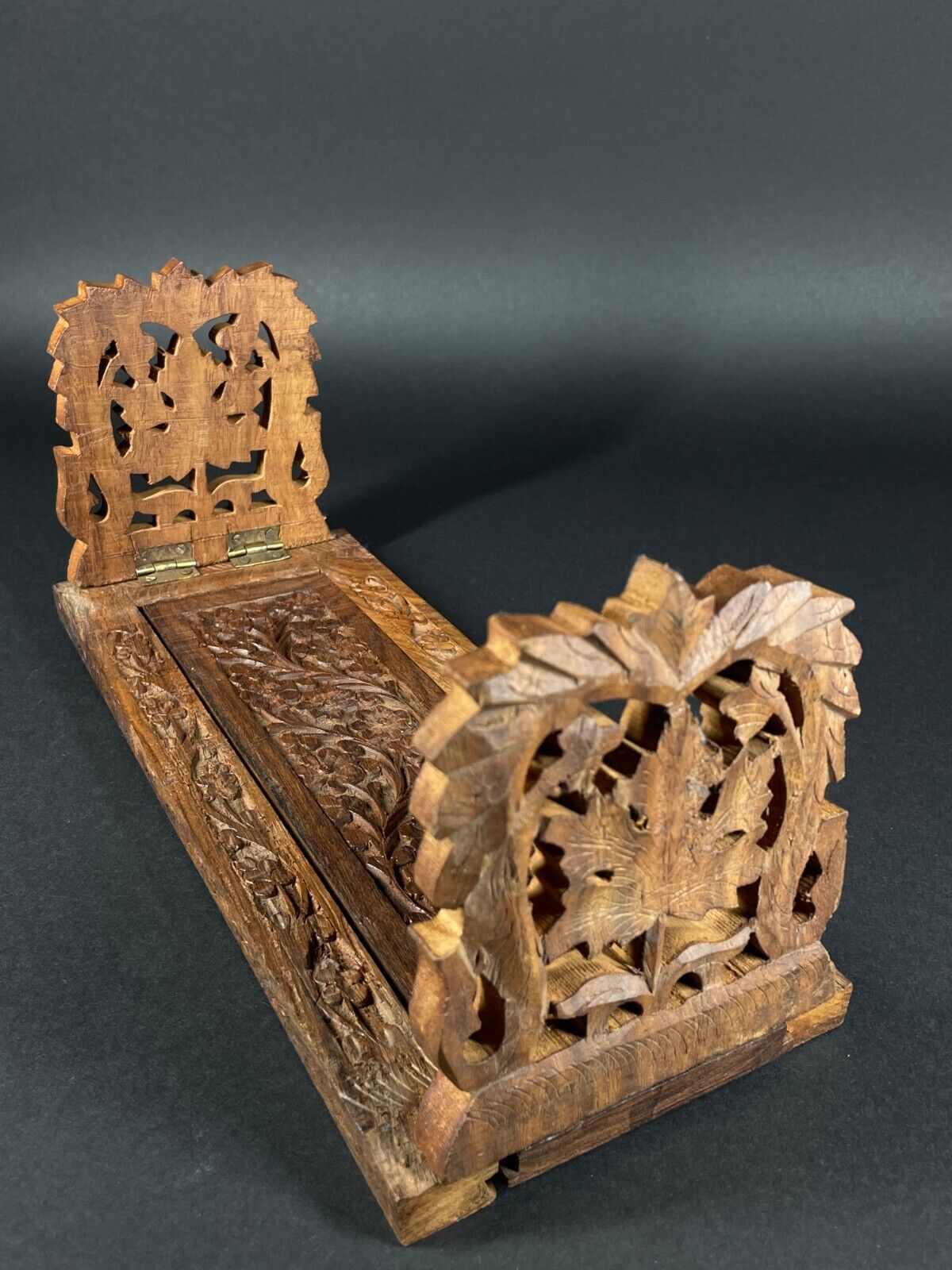 Vintage Anglo-Indian Foliate Carved Shesham Wood Sliding Adjustable Bookends