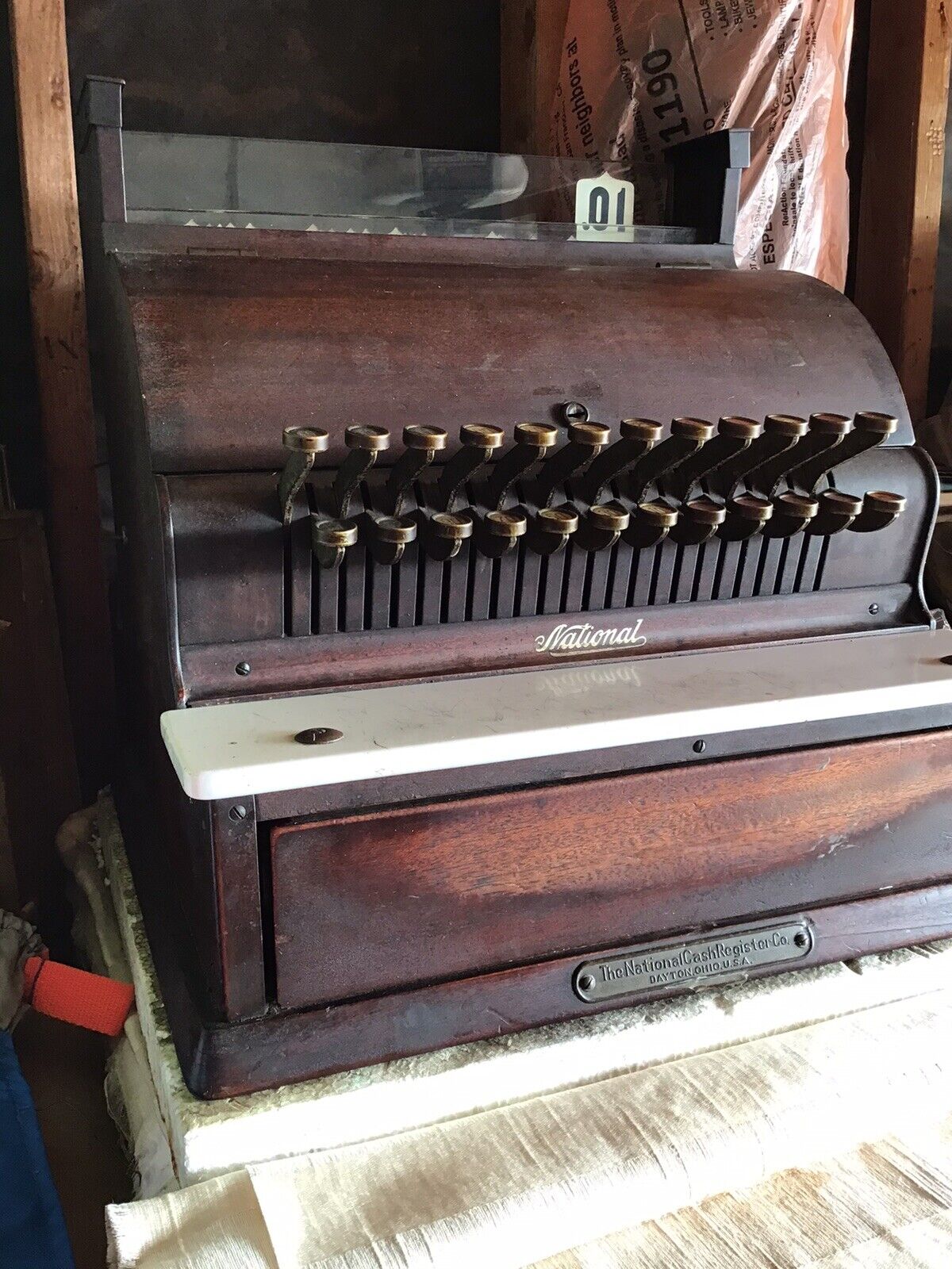 Antique National Cash Register 720 Metal and Wood Vintage with 2 Keys