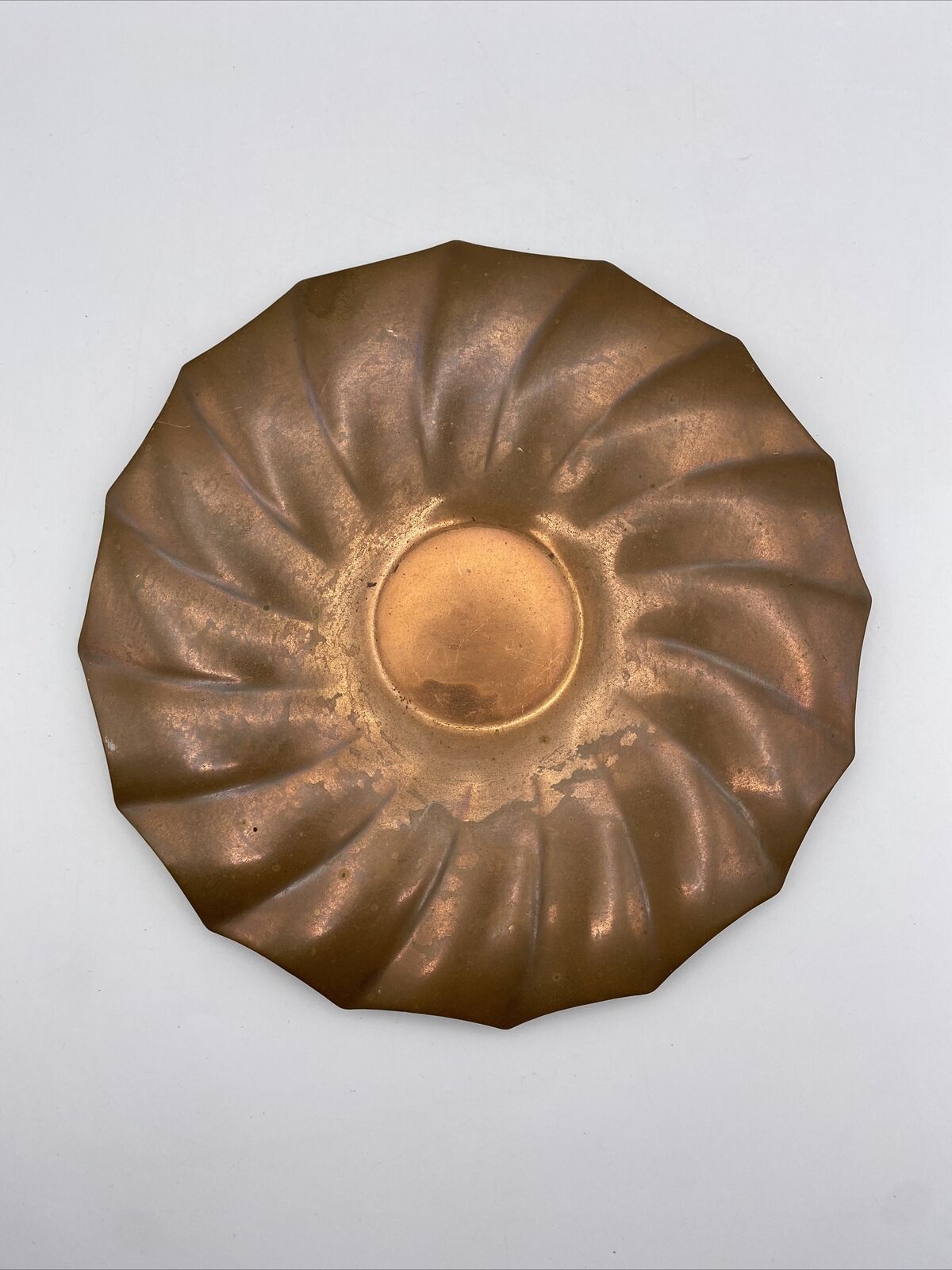 Vintage American Arts & Crafts Solid Copper 8.5” Plate Trinket Dish Spiral