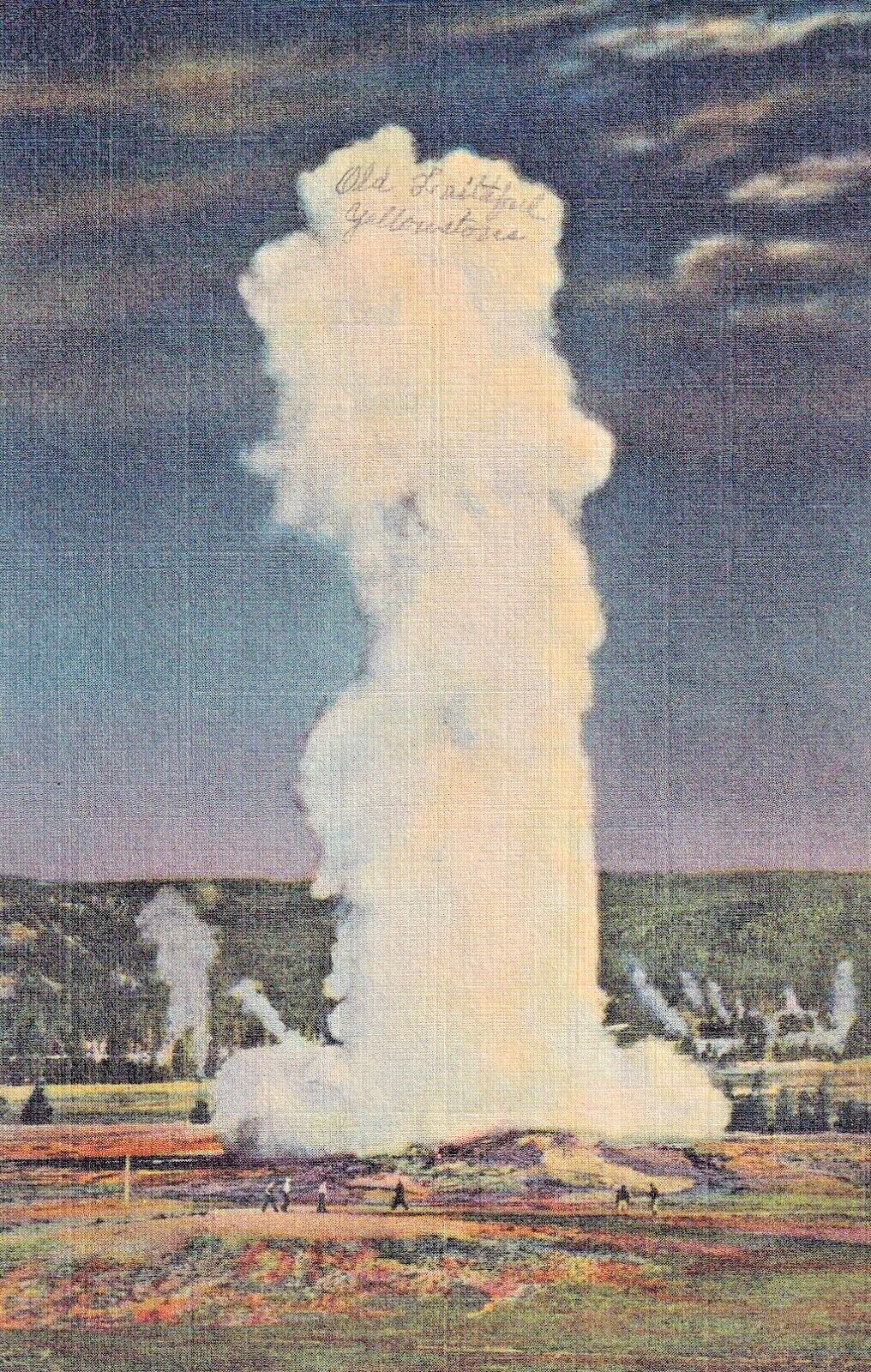 Postcard WY Yellowstone National Park Wyoming Old Faithful By Moonlight I12