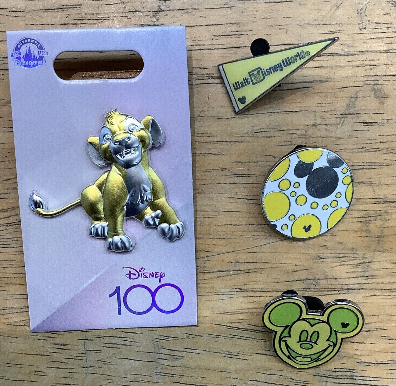 HTF-2023 Disney Authentic Yellow Simba Disney 100 Platinum Pin The Lion King-NIP
