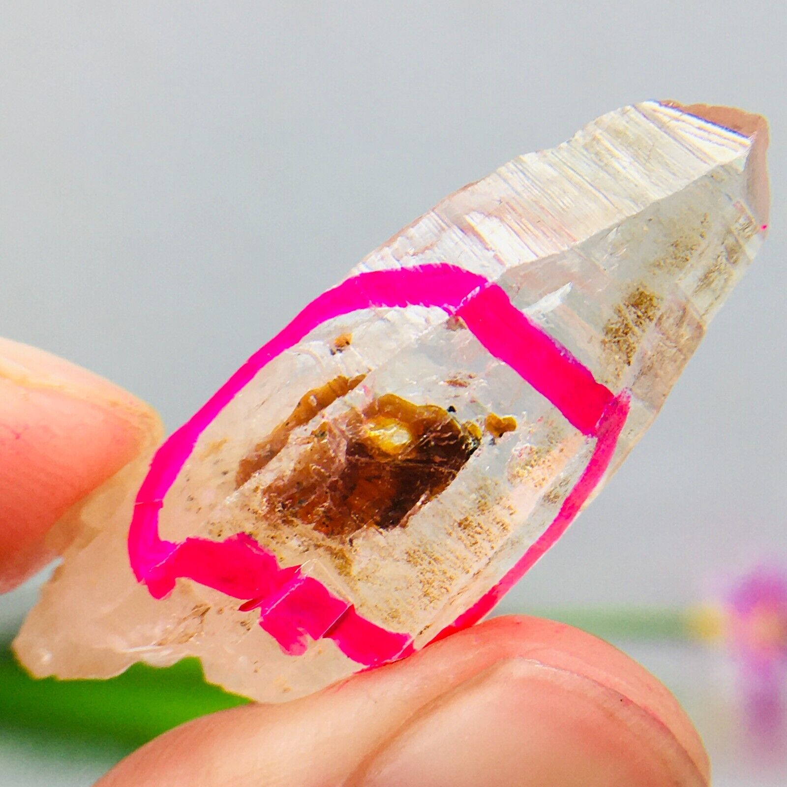 Rare Natural Herkimer diamond crystal moving water Fluorescent Petroleum 6.2G