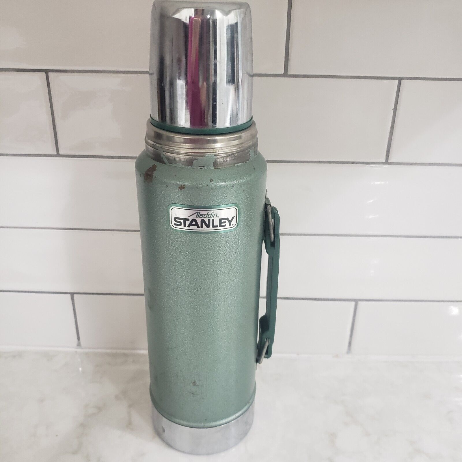Vintage Stanley Aladdin Green Vacuum Bottle Thermos A-944DH- 1 Quart Made in USA