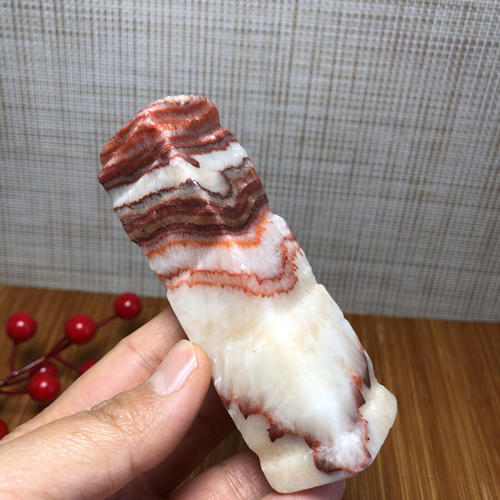 211g NATURAL Pork stone quartz crystal Hand carving marbled meat A1138