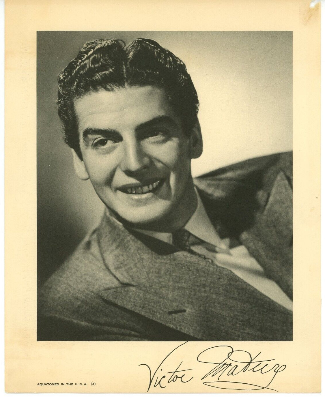 Original 8x10 Photo Actor Victor Mature Printed Signature