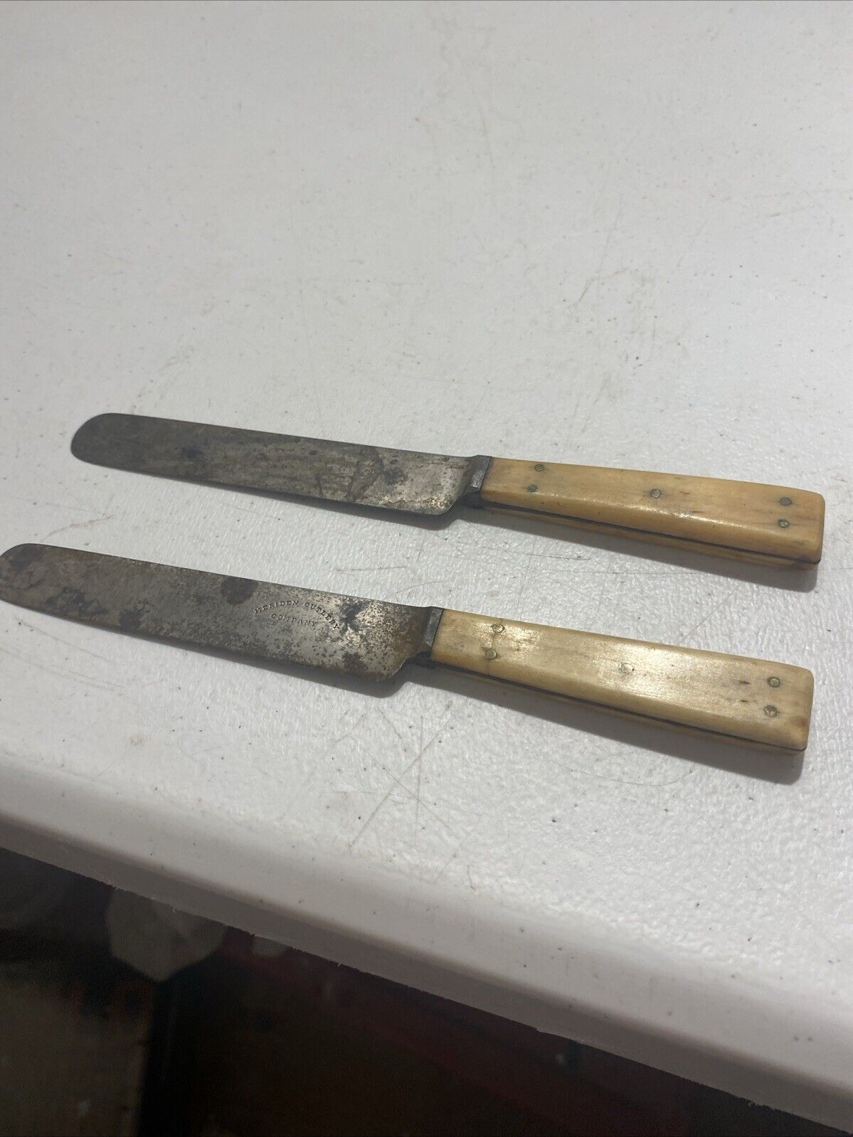 Antique Meriden Cutlery Company Knife Lot Of 2 D