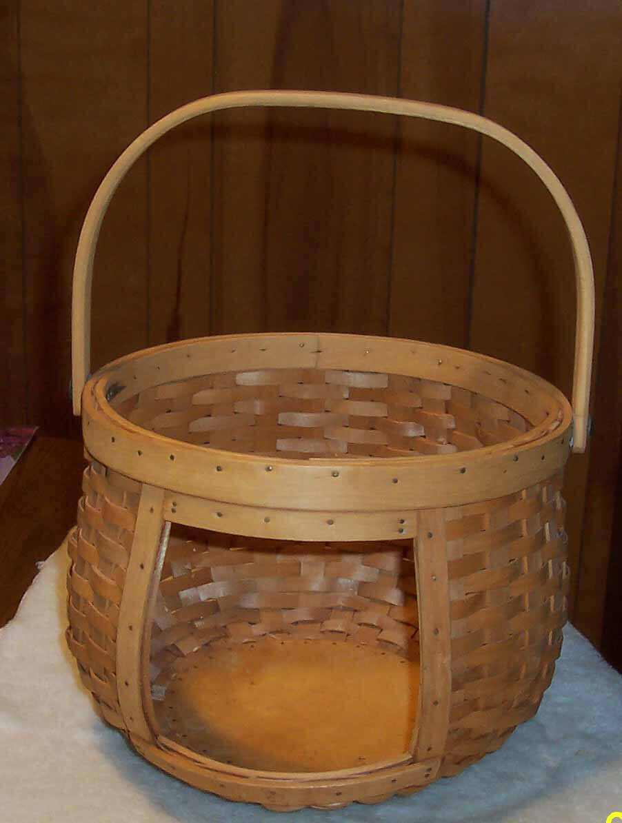 Light Brown Woven Open Bread Basket with Handle - Unusual & Unique 
