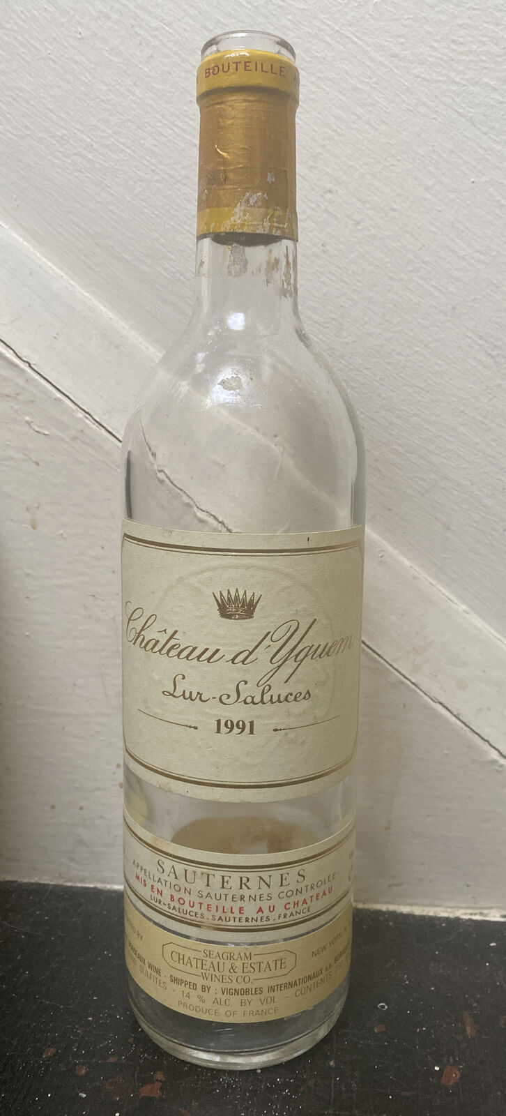 Chateau d\'Yquem • Lur Saluces 1991 • Empty Bottle with Cork