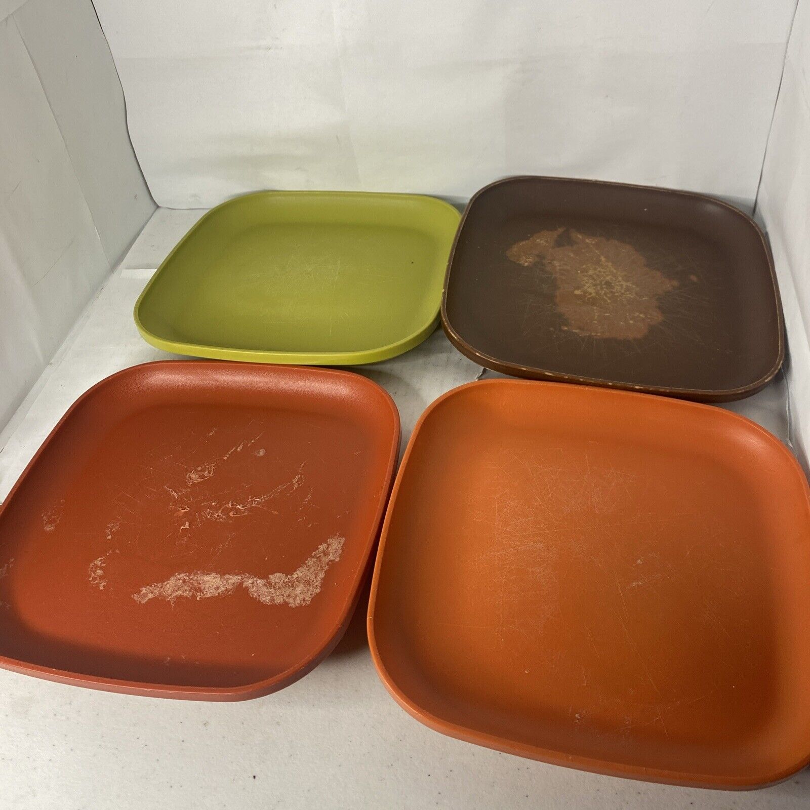 4 Vintage Tupperware #1534 Square Plates Lunch Picnic Salad Autumn Fall Harvest