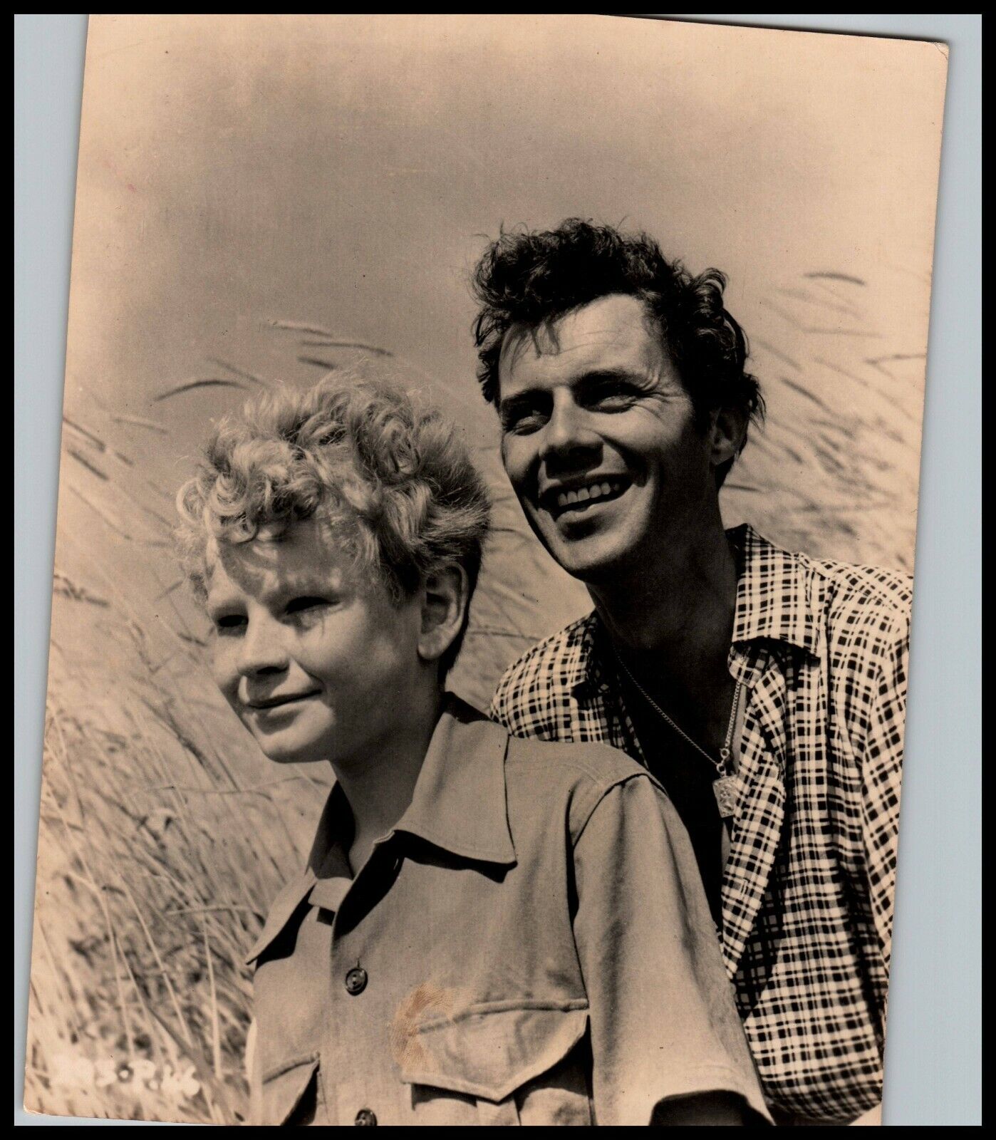 Dirk Bogarde + Jon Whiteley in The Spanish Gardener (1956) ORIGINAL PHOTO M 75