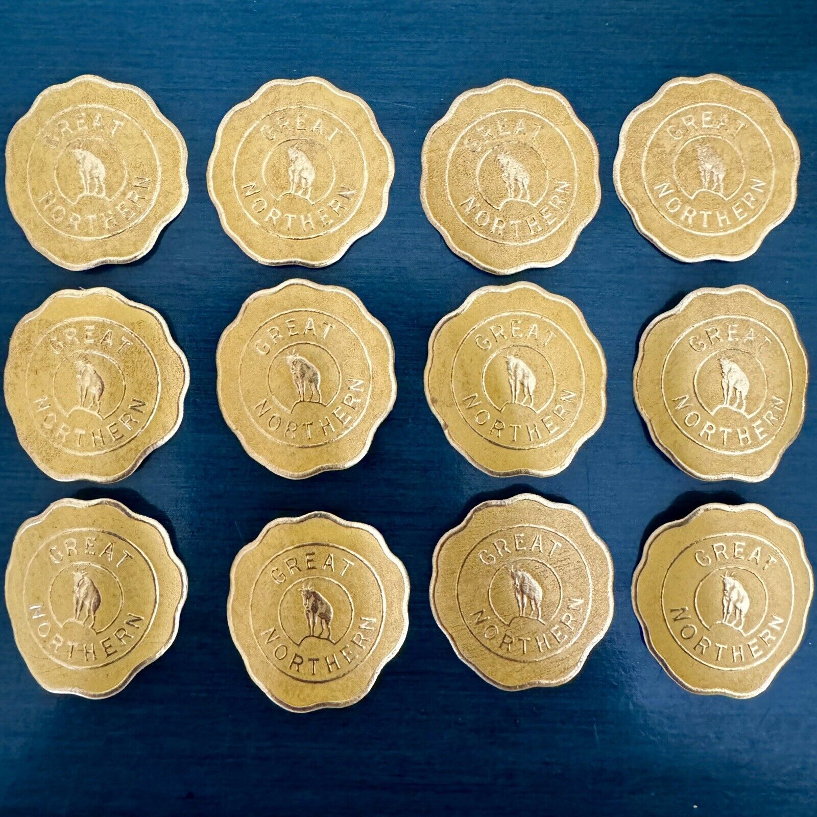 Great Northern Railway VINTAGE 12 Sticker Stamp Gold Stationary Seals UNUSED