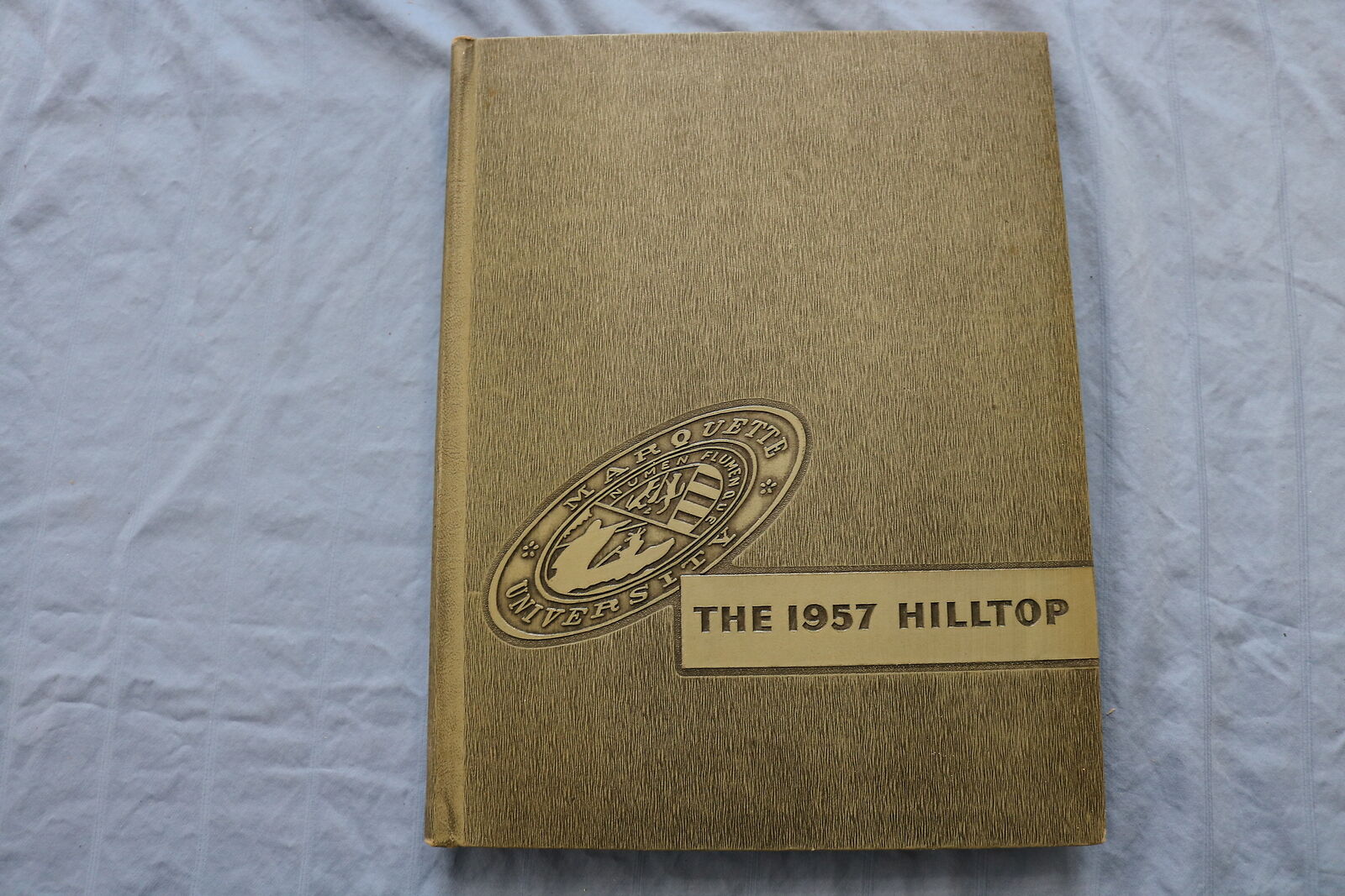 1957 THE HILLTOP MARQUETTE UNIVERSITY YEARBOOK - MILWAUKEE, WISCONSIN - YB 3414