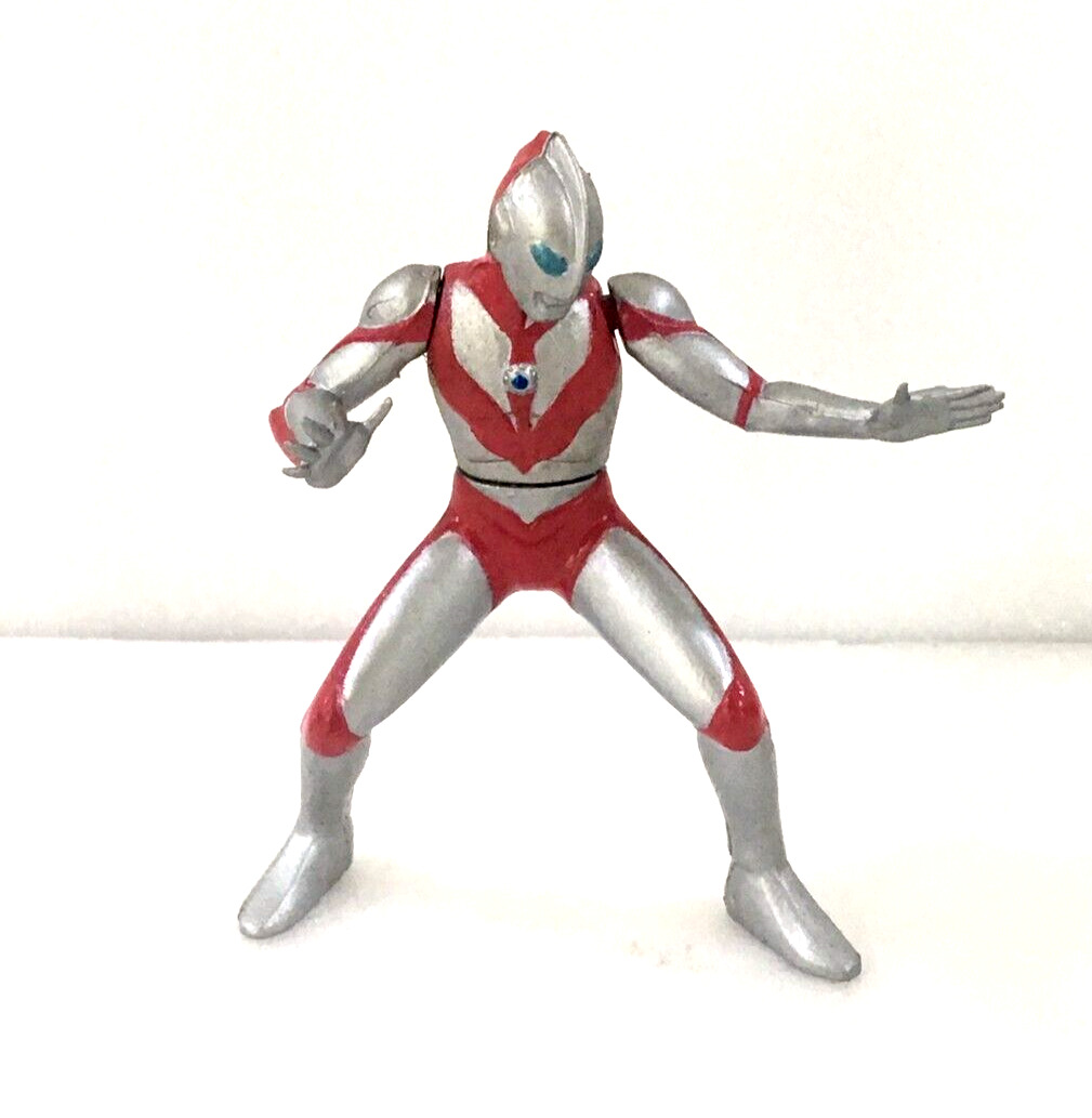 Bandai Ultraman Powered Mini Figure Gashapon Toy