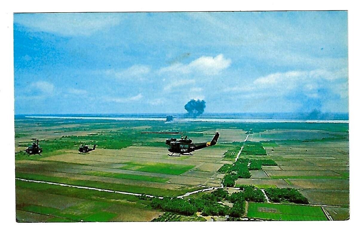 Aviation Postcard Army Helicopters in Action South Viet-Nam