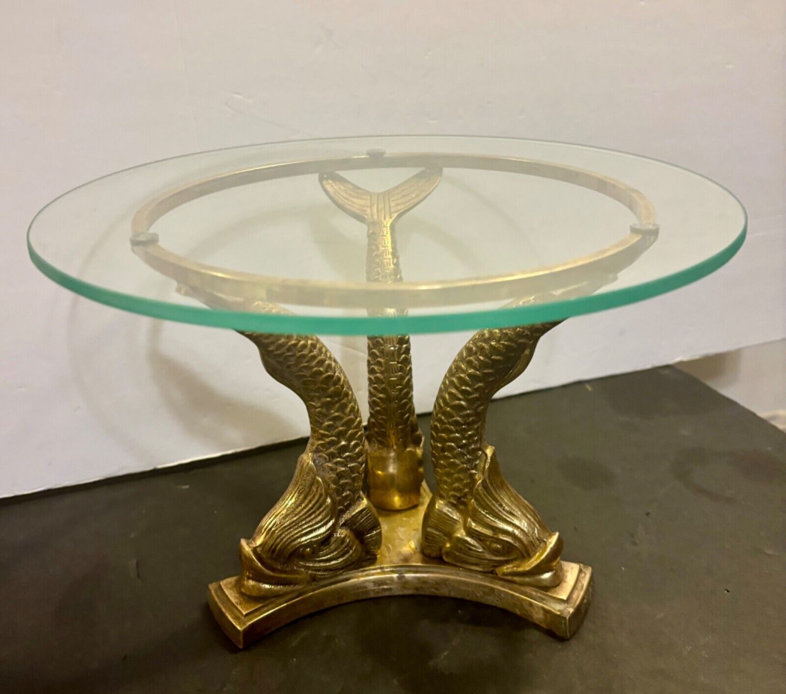Vintage Brass Relic Three Sculpted Koi Fish Stand short table. 7” x 6” glass 11”