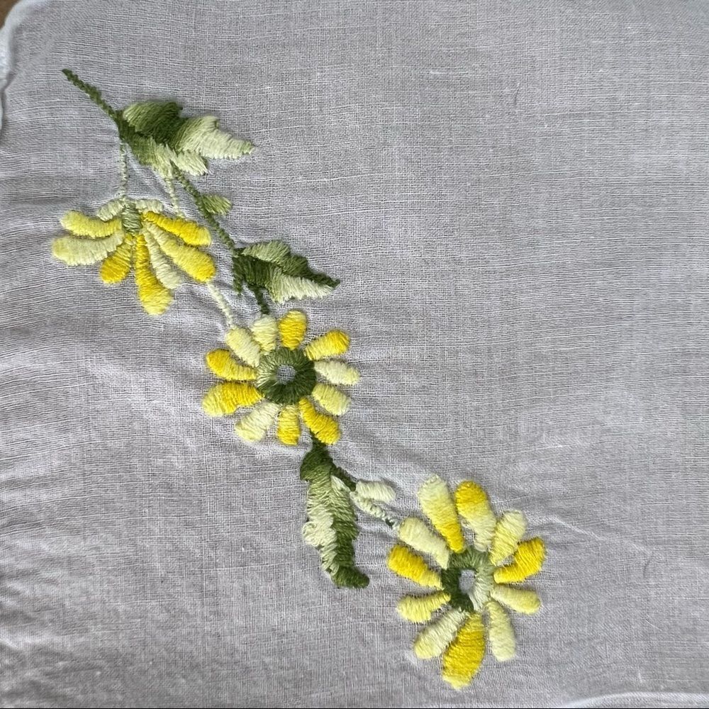 Vintage YELLOW White EMBROIDERED FLORAL Handkerchief Cotton