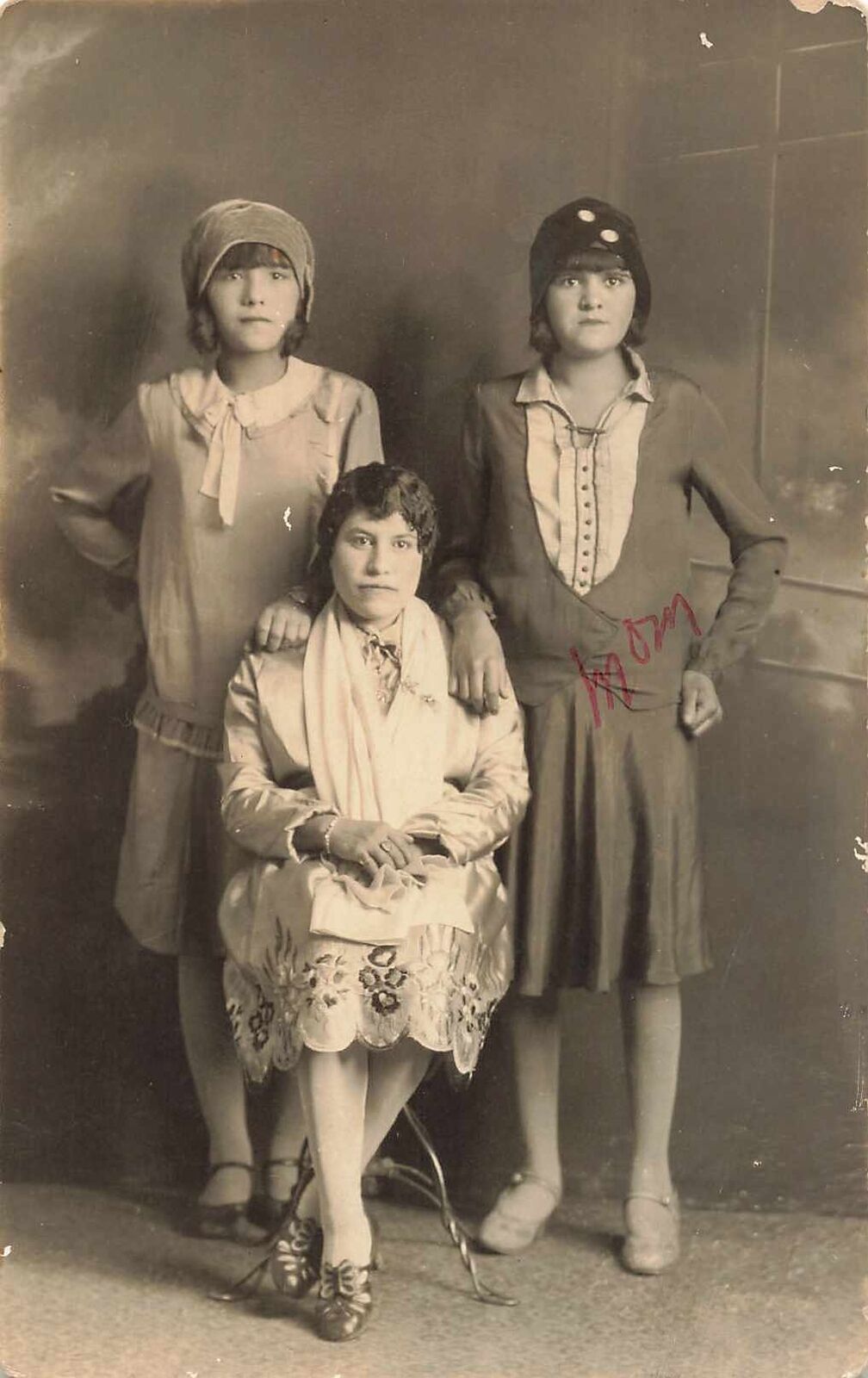 1920s 1st Generation Mexican Family Women Abuela Mom Chicano RPPC as-is RARE