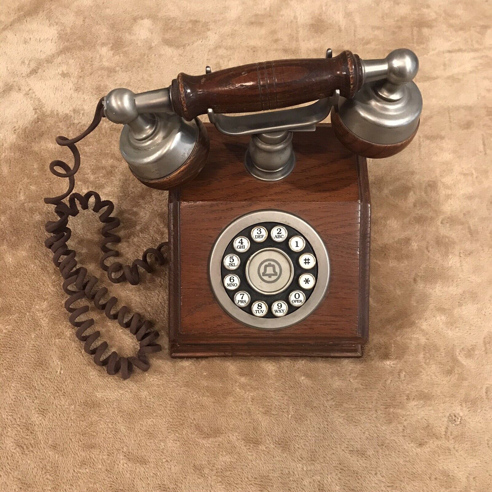 Vtg 70’s Western Electric Oak Desk Telephone Push Button COUNTRY SQUIRE Landline