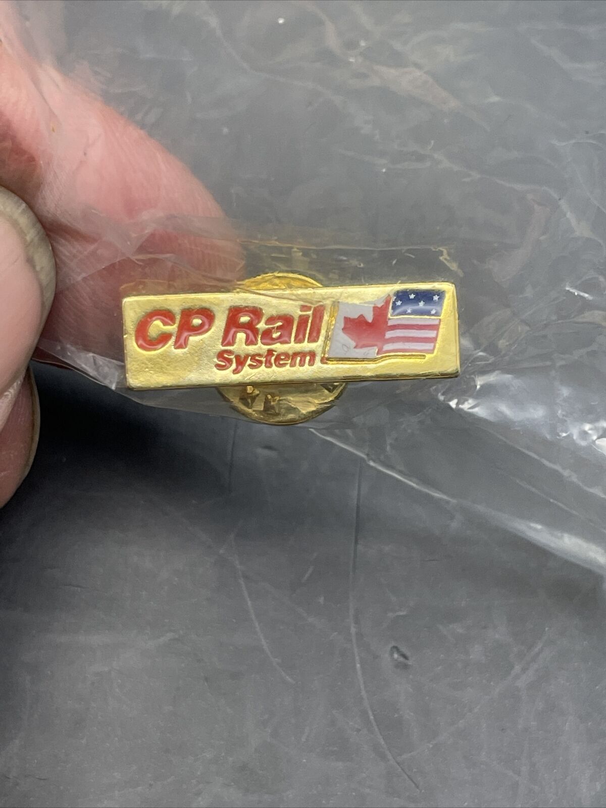 NOS CP Rail System Lapel Metal Enamel Railroad Pin F7A1B3