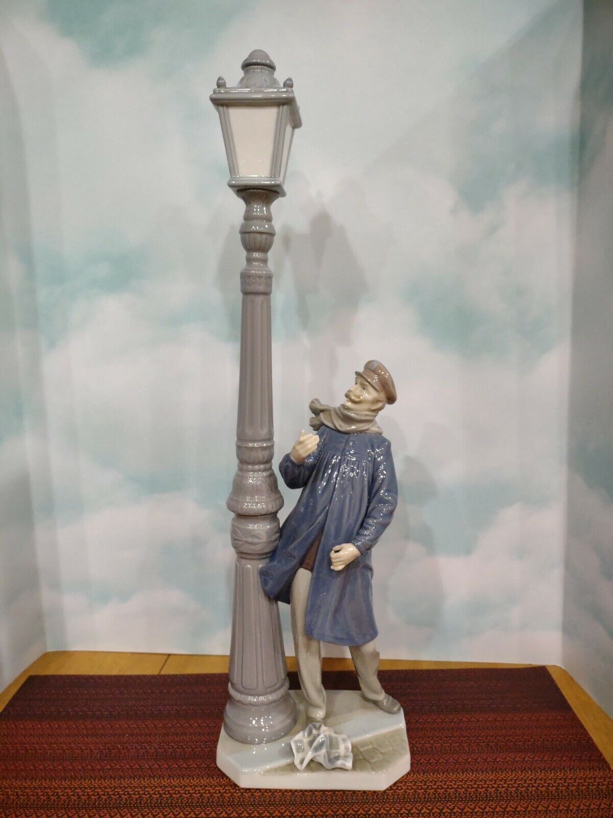 RARE Lladro Lamplighter Figurine
