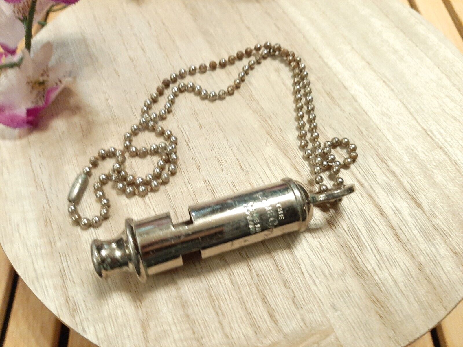 VINTAGE ACME CITY POLICE WHISTLE OUI MADE IN ENGLAND