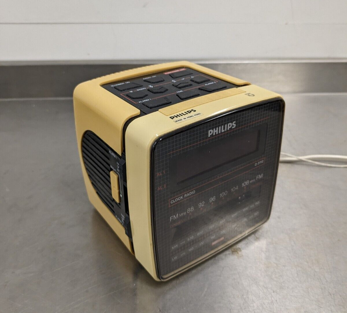 Philips D3112 Vintage Cube Retro Clock Alarm Radio Fully Working