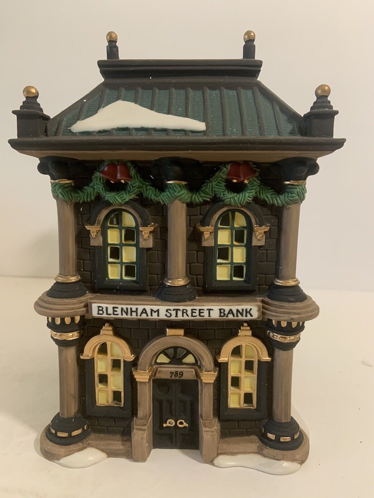 Vintage  Blenham Street Bank- Dickens\' Village Series; Department 56 -no Light