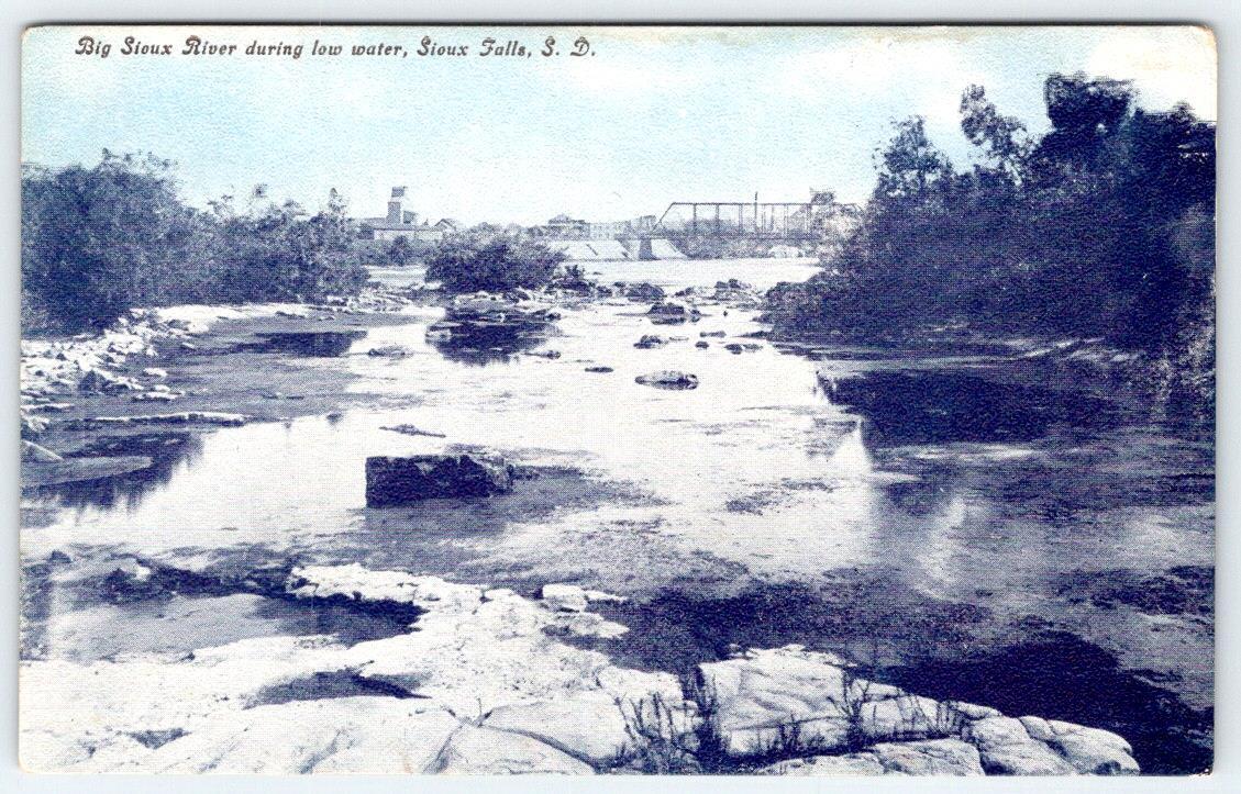 1910 BIG SIOUX RIVER DURING LOW WATER SIOUX FALLS SOUTH DAKOTA ANTIQUE POSTCARD