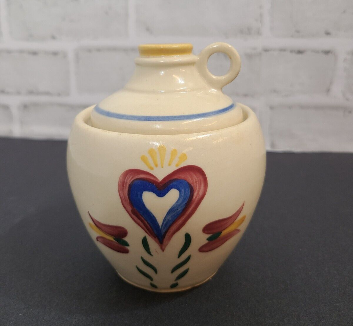 Shawnee Pennsylvania Dutch Pottery Sugar Jar Jug Heart Tulips USA