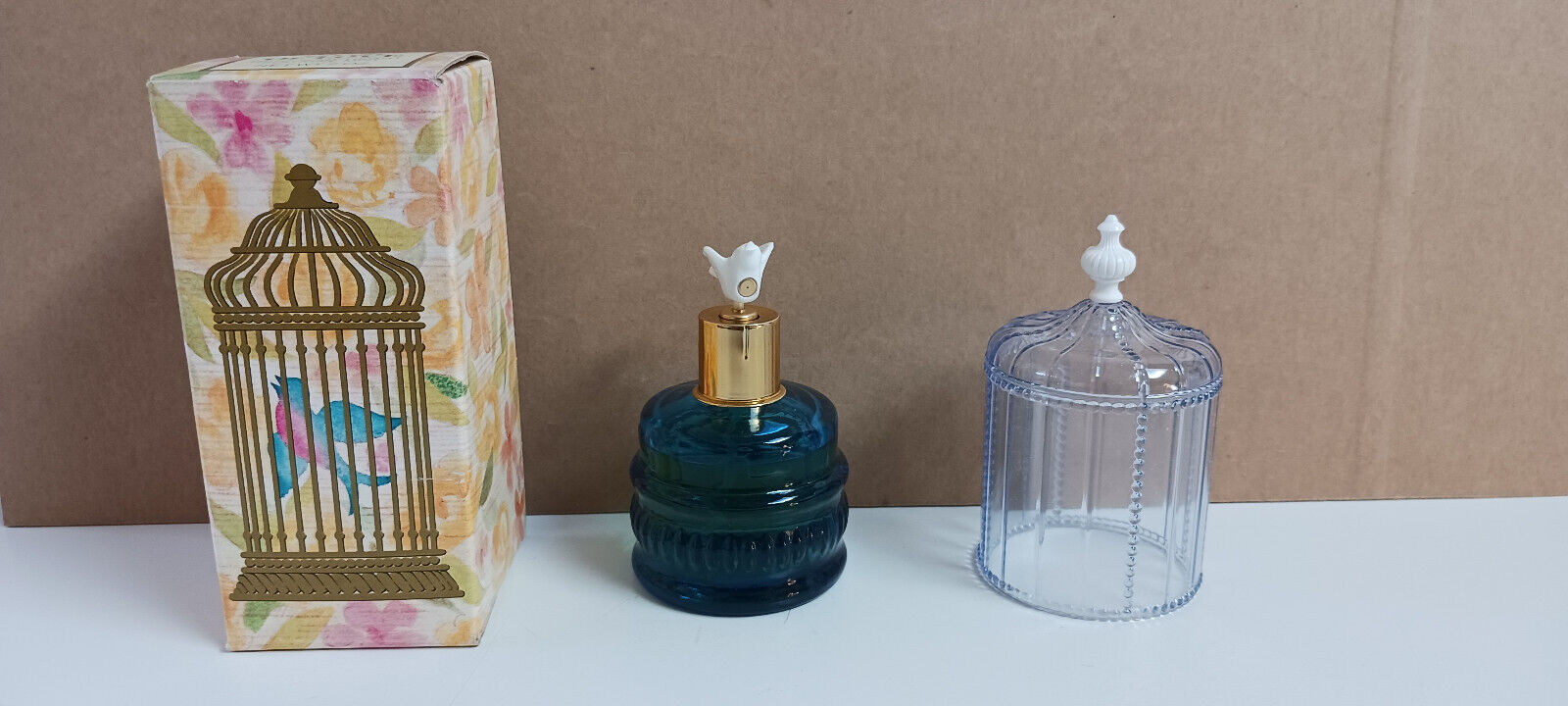 VINTAGE Avon Song of Love Here\'s My Heart Cologne Mist Spray