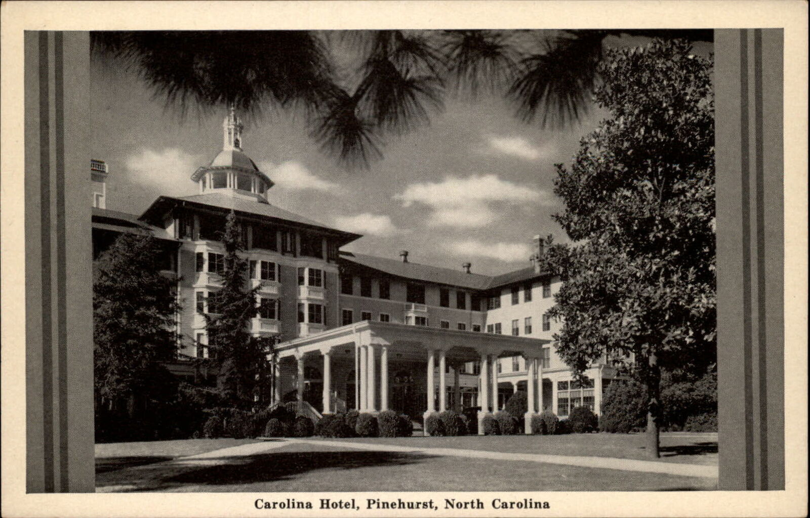 Pinehurst North Carolina ~ Carolina Hotel ~ scenic view ~ unused postcard sku789