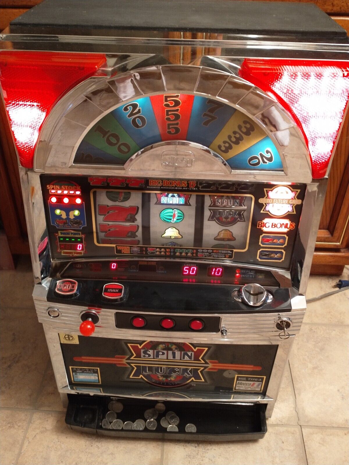 RARE  IGT SPIN LUCK  Pachislo Japanese Token Slot Machine