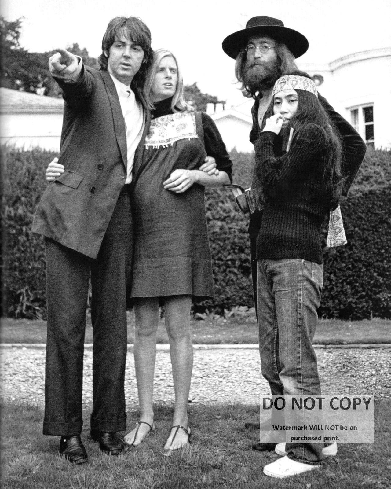 PAUL & LINDA McCARTNEY w/ JOHN LENNON & YOKO ONO THE BEATLES 8X10 PHOTO (DA-576)