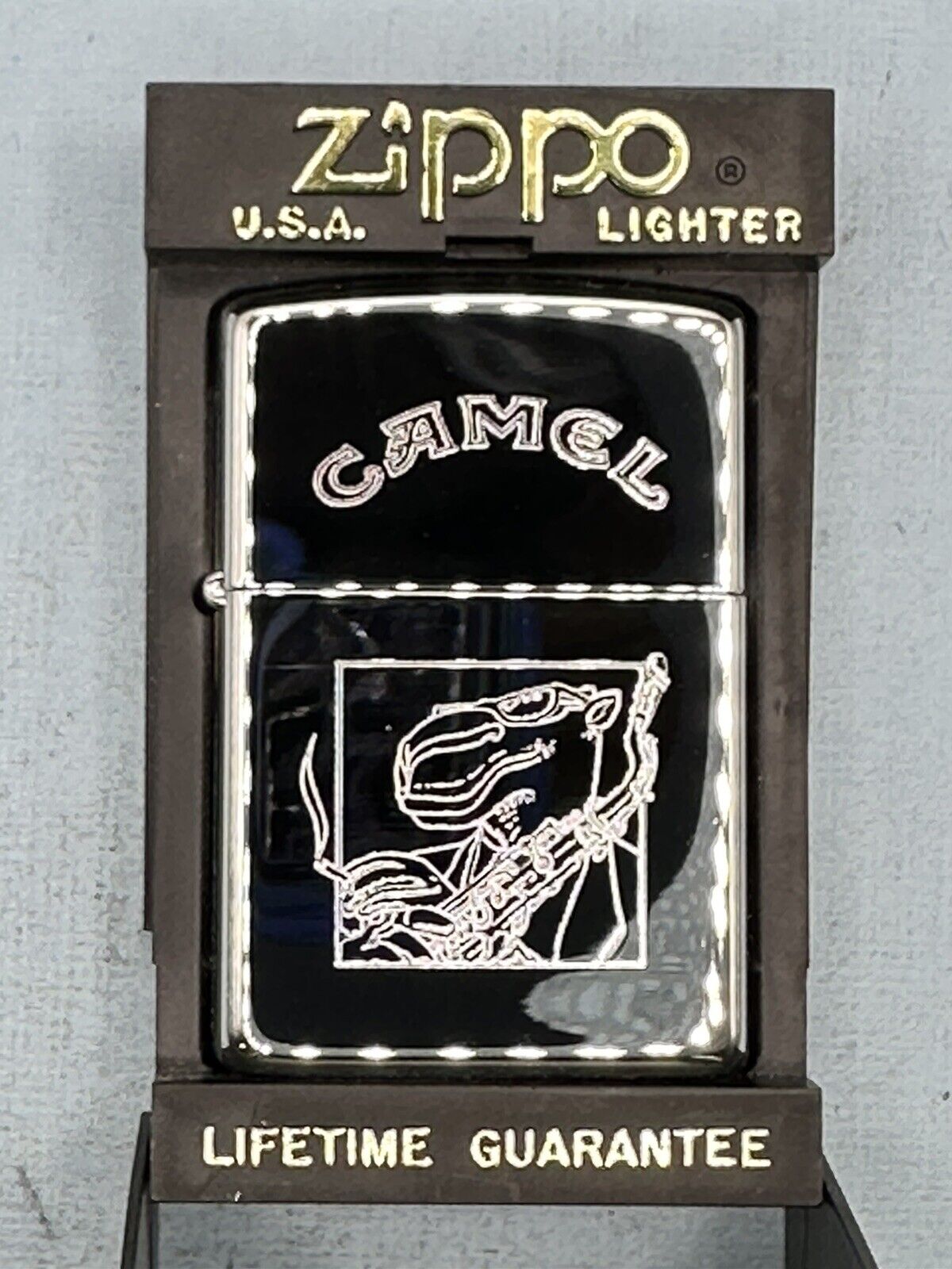 Vintage 1996 Camel Floyd Saxophone High Polish Chrome Zippo Lighter NEW