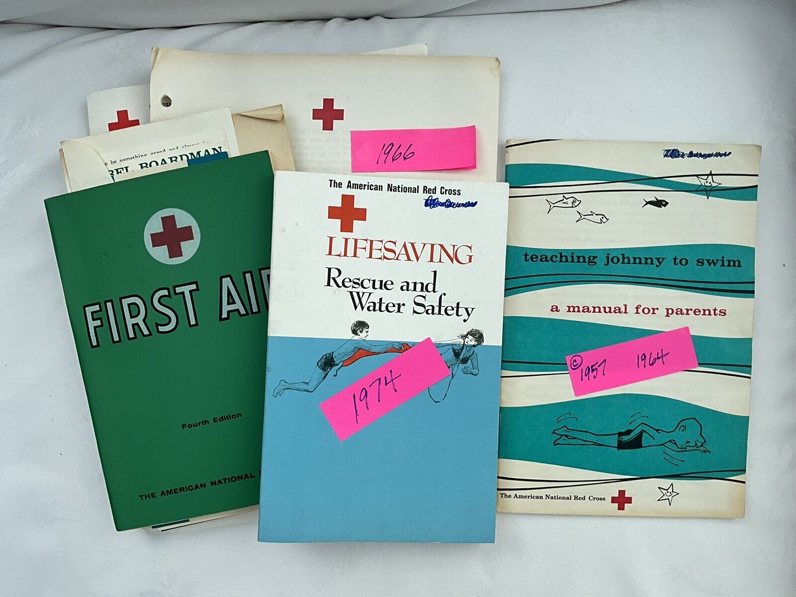 LOT Vintage American National Red Cross Books & Brochures 50’s 60’s 70’s