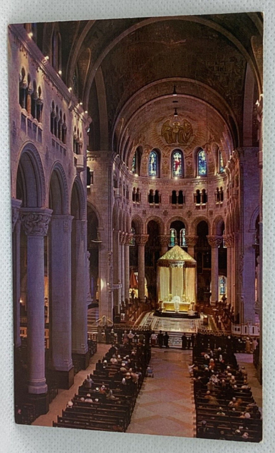 Postcard Interior of Basilica Ste-Anne-de-Beaupre Quebec Canada F100