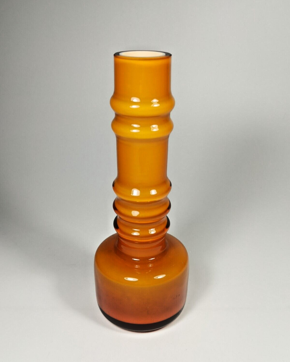 Vtg ALSTERFORS Sweden Per Olof Strom Butterscotch/Orange White Cased Glass Vase
