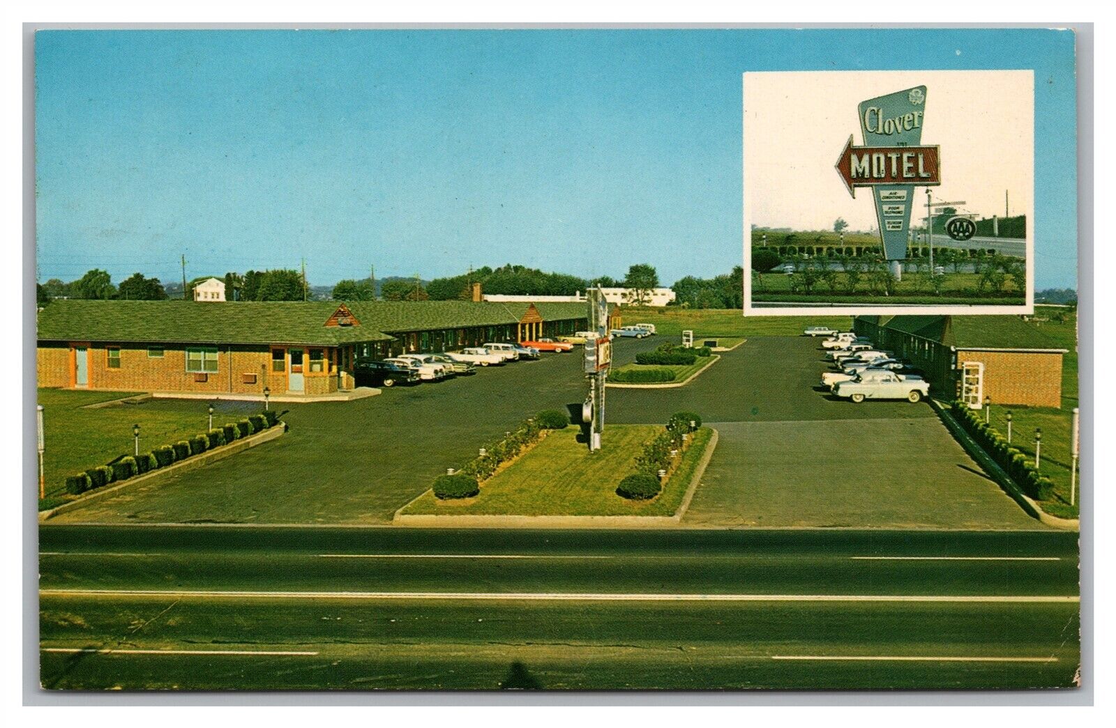 Postcard PA Trevose Pennsylvania Clover Motel PA Turnpike c1950s S22