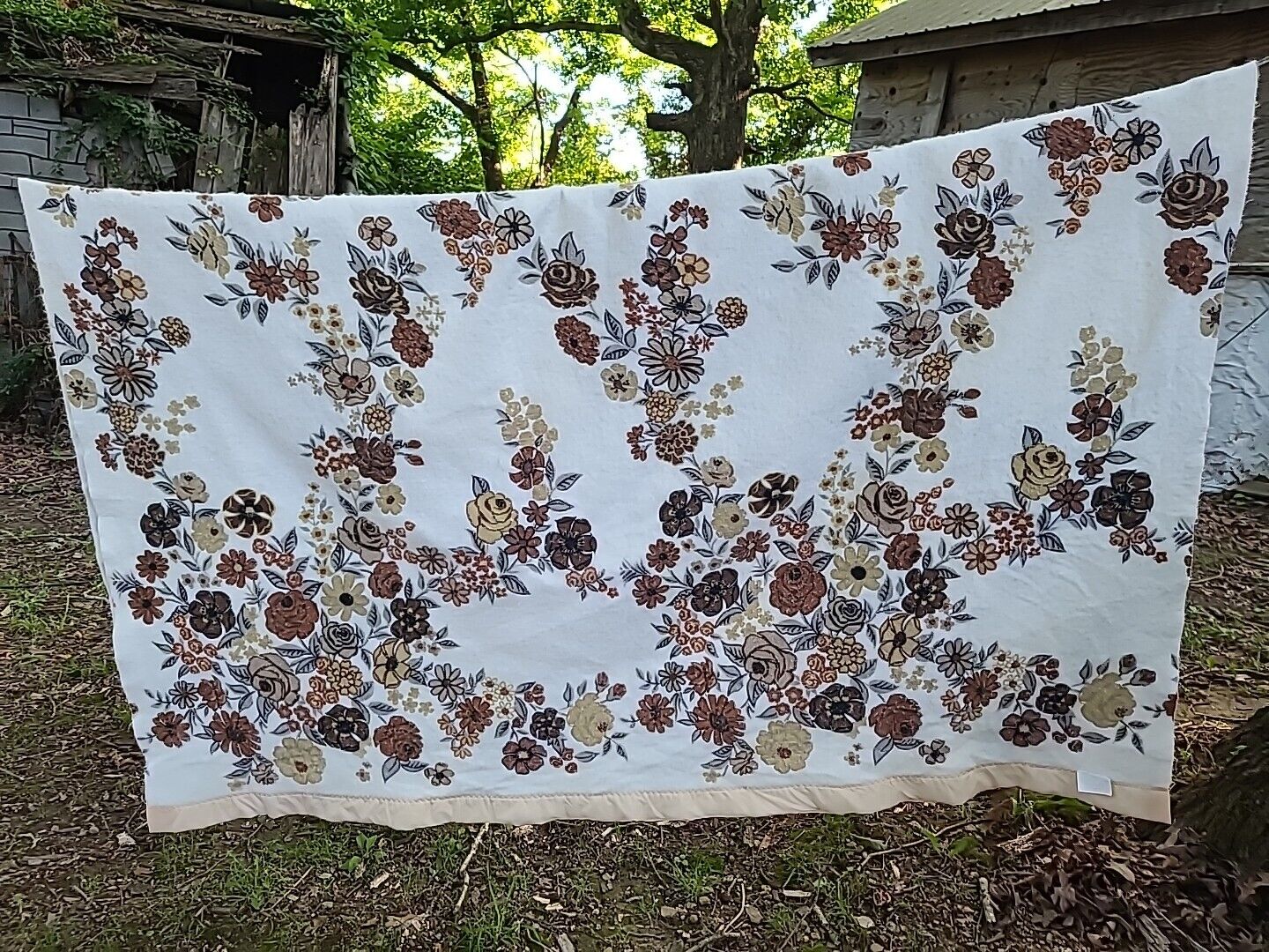 Vintage Chatham Blanket Tan Brown Roses Floral Shabby Acrylic Satin Edge Queen