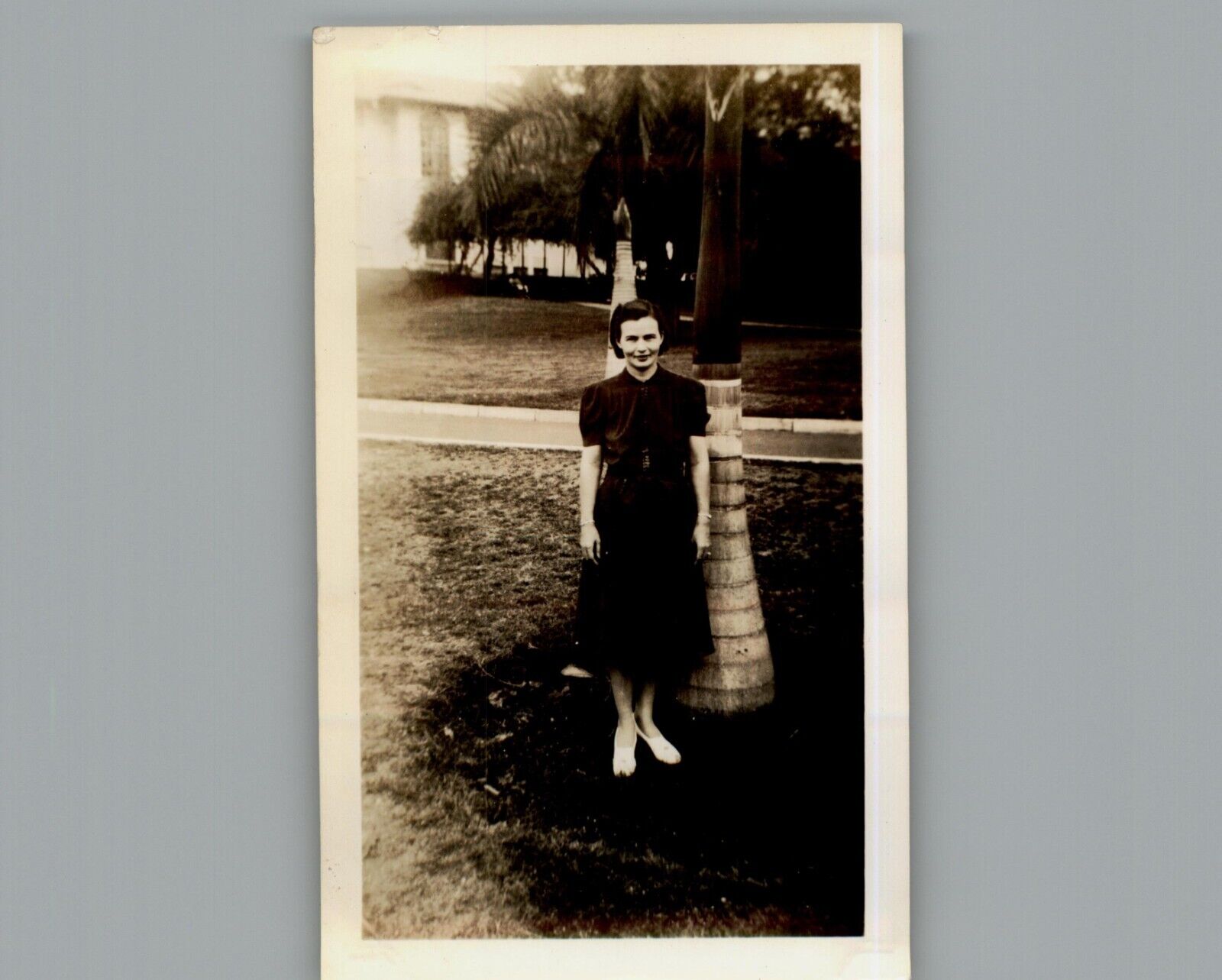 Antique 1940\'s Lady Standing Next to Tree - Black & White Photography Photos