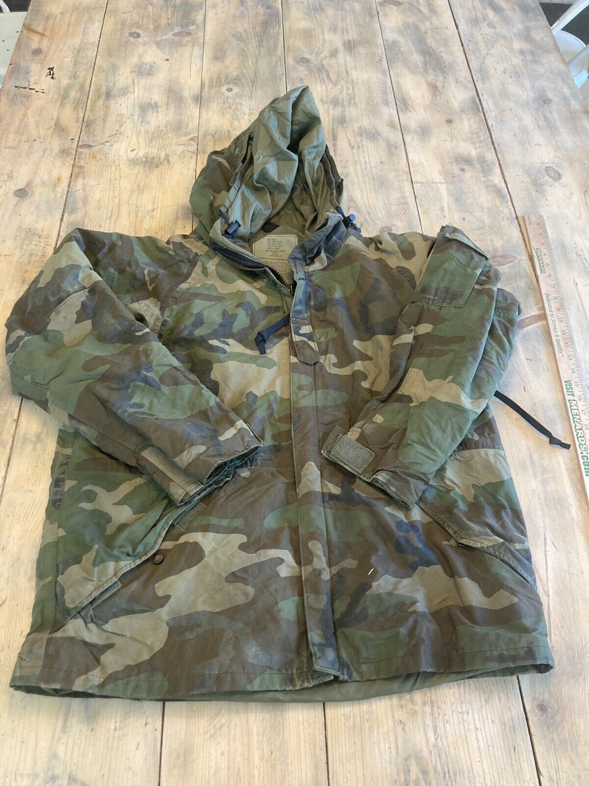 US Military Jacket Large L  Cold Weather Parka Woodland Camo Authentic Gore-Tex